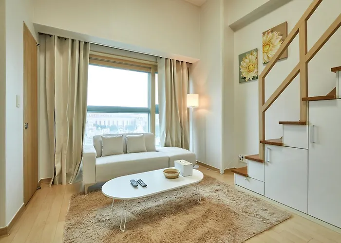 Skylakestay - Jamsil Luxury Skyline View Seokchon Lake, Lotte Tower, Lotte World Apartment *